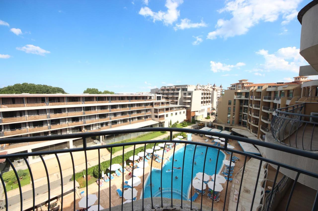 Grenada - Menada Apartments Slântsjev Brjag Eksteriør bilde
