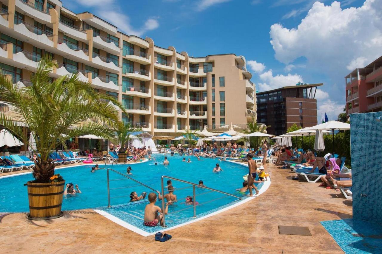 Grenada - Menada Apartments Slântsjev Brjag Eksteriør bilde