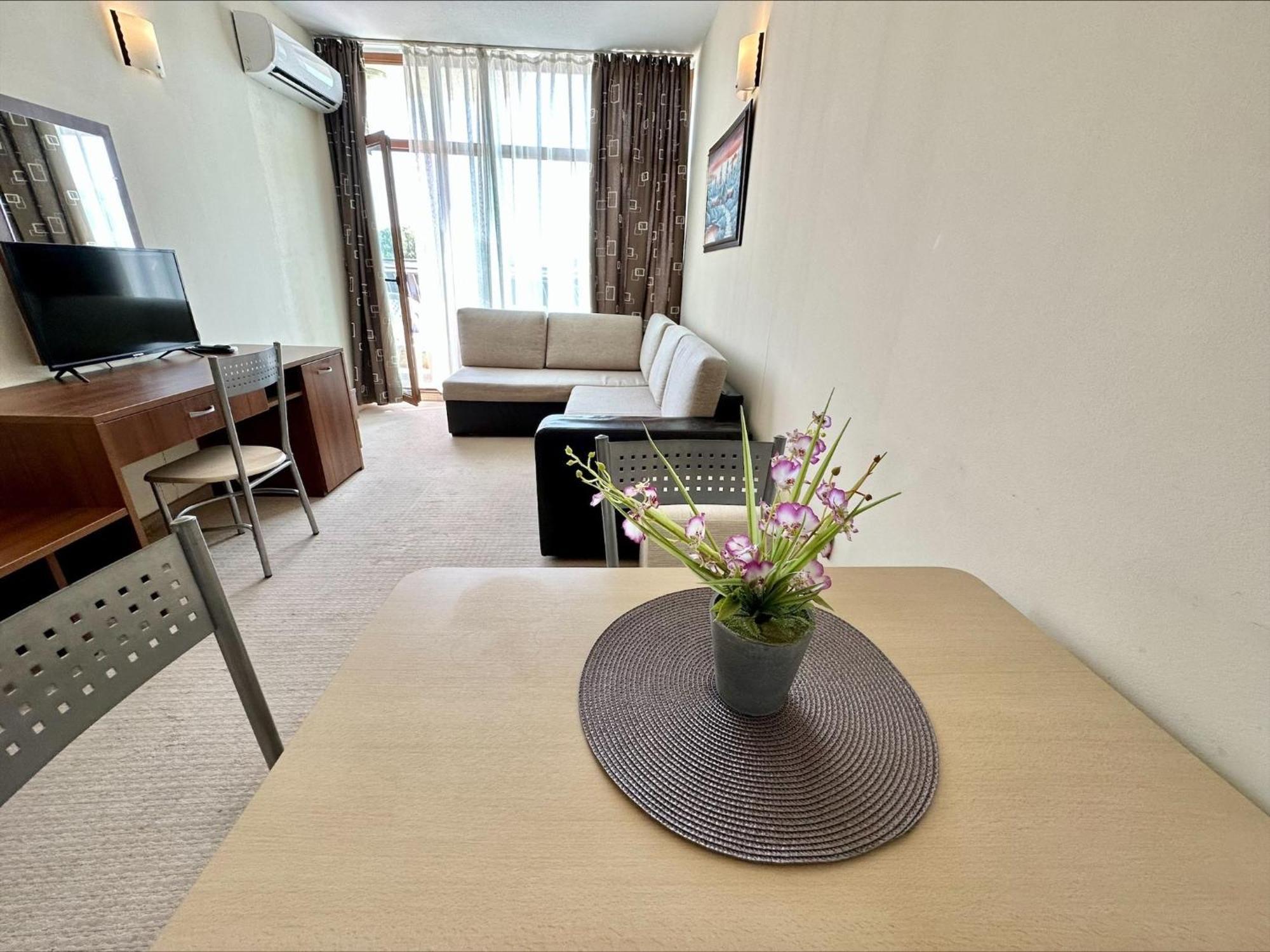 Grenada - Menada Apartments Slântsjev Brjag Rom bilde