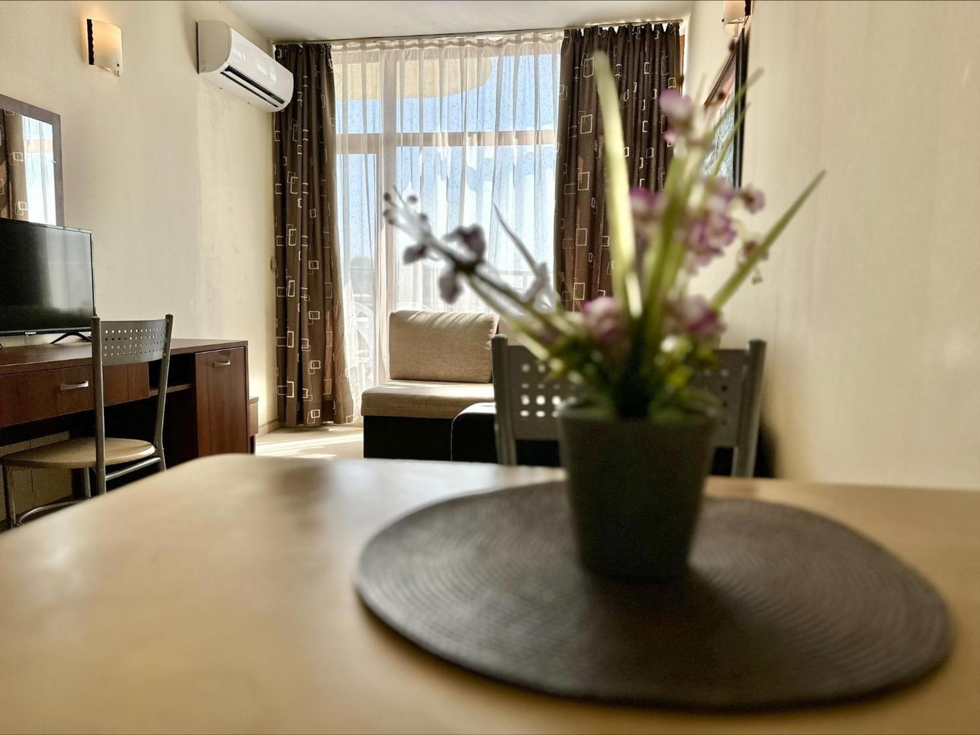 Grenada - Menada Apartments Slântsjev Brjag Rom bilde
