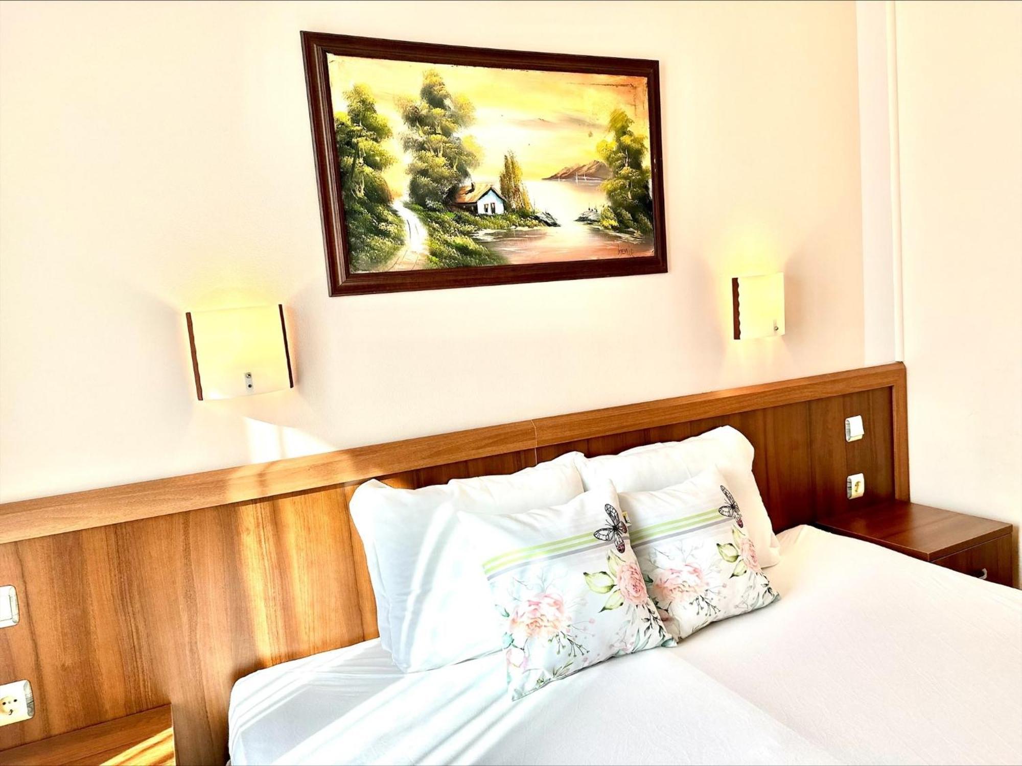 Grenada - Menada Apartments Slântsjev Brjag Rom bilde