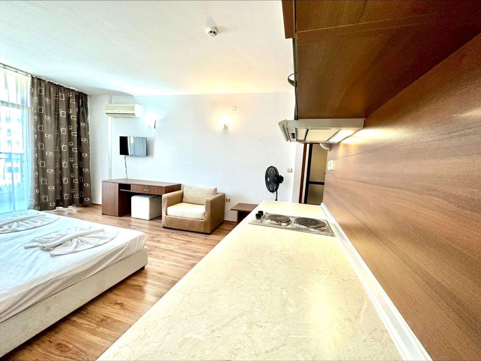 Grenada - Menada Apartments Slântsjev Brjag Rom bilde